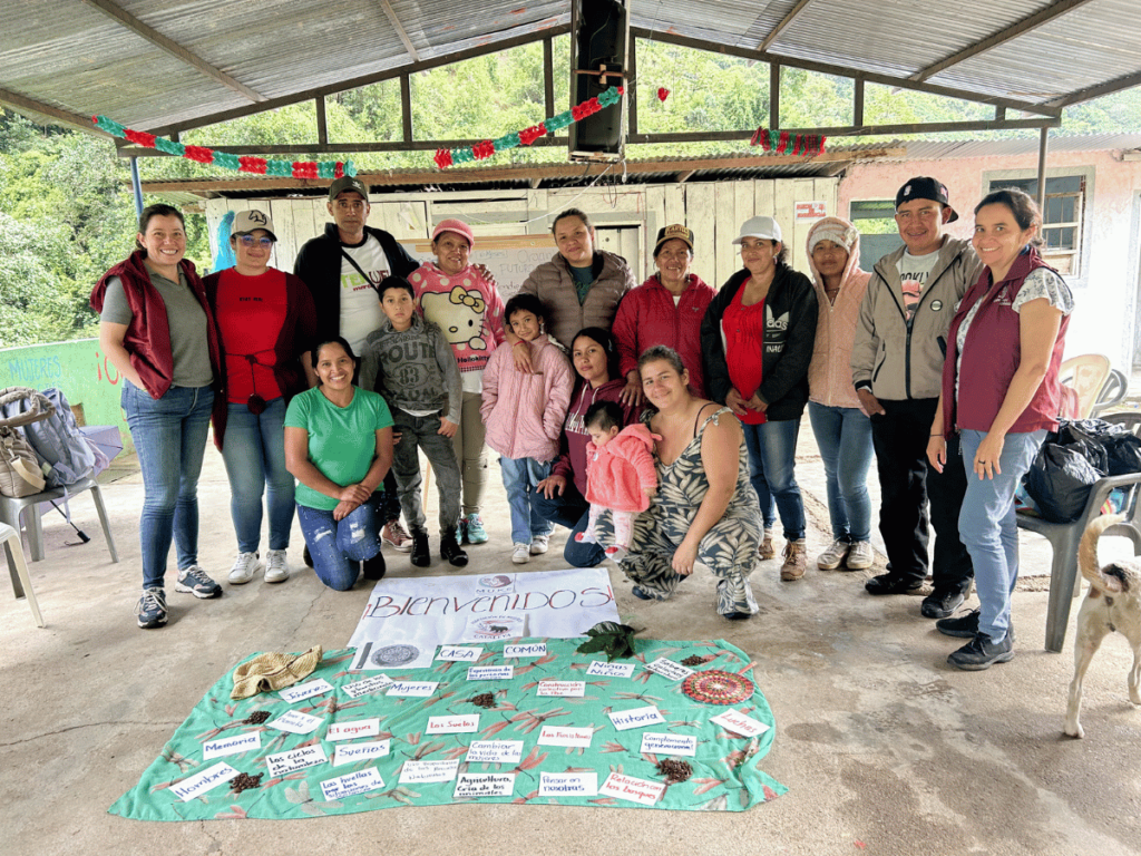 Deltakere i et av Caritas sine fredsprogram i Colombia